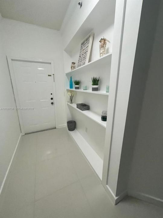 3255 NE 184th St 12114, Aventura, Floride 33160, États-Unis
