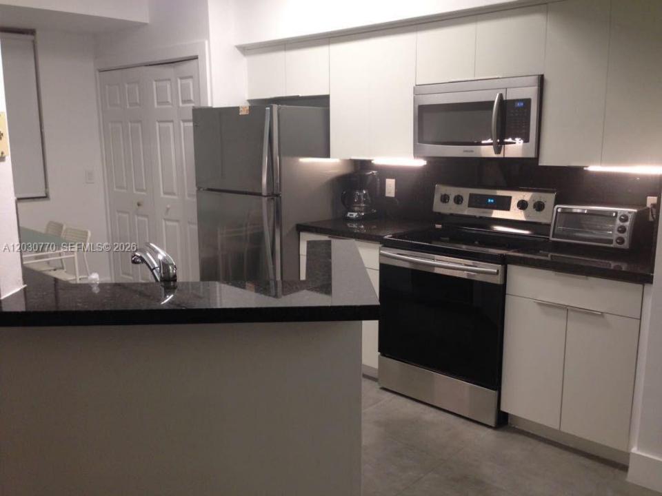 3115 NE 184th St 4206, Aventura, Floride 33160, États-Unis