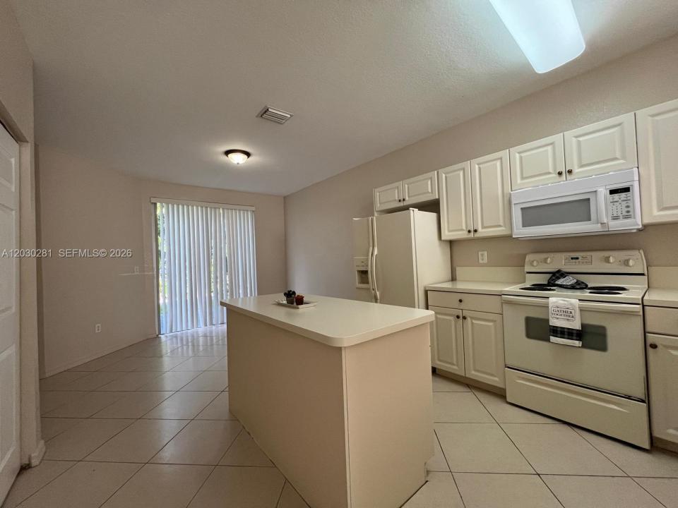 1932 Alamanda Way 1932, Riviera Beach, Florida 33404, USA
