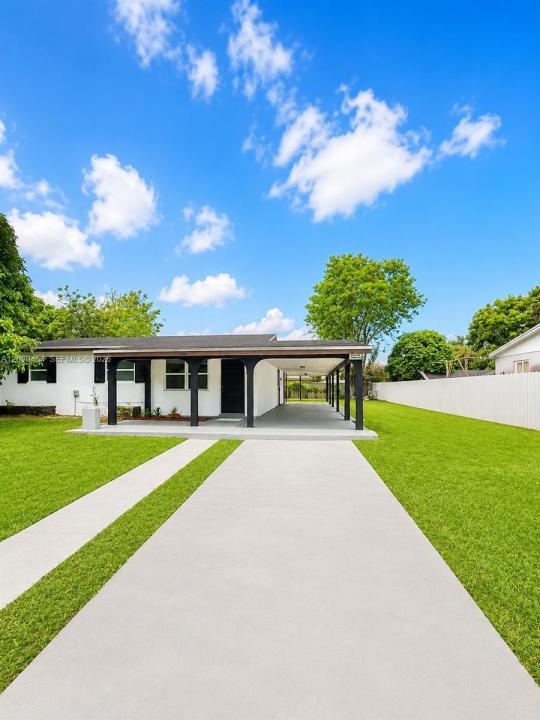 20600 SW 118th Pl, Miami, Florida 33177, USA