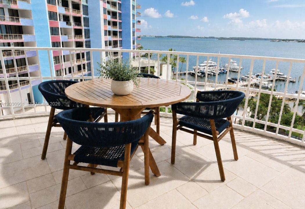 1627 Brickell Ave 1005, Miami, Florida 33129, Stati Uniti