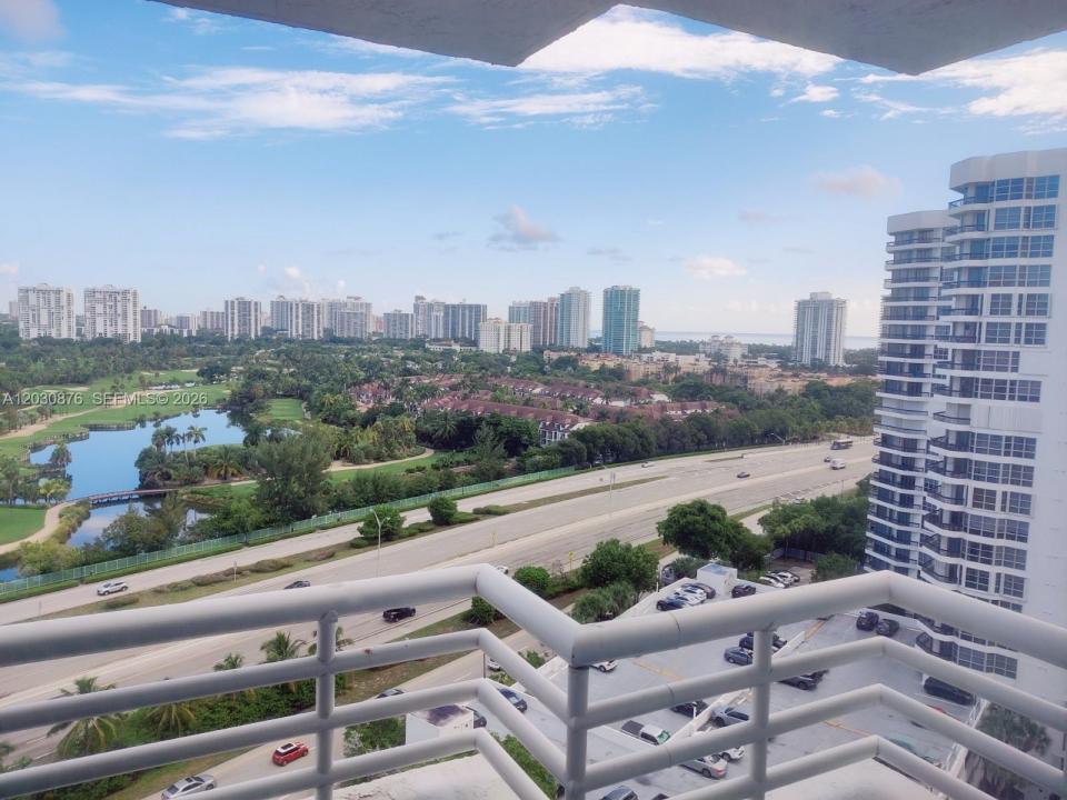 3300 NE 192nd St 1811, Aventura, Floride 33180, États-Unis