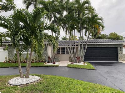 3840 N 42nd Terrace, Hollywood, Florida 33021