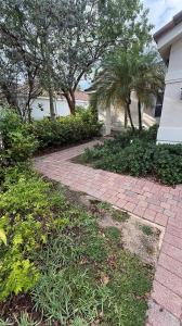 748 Tulip Cir, Weston, Florida 33327, USA
