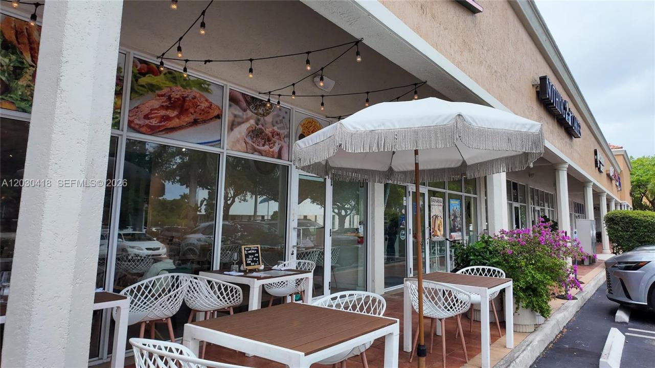 15400 Biscayne Blvd, North Miami, Florida 33160, Stati Uniti