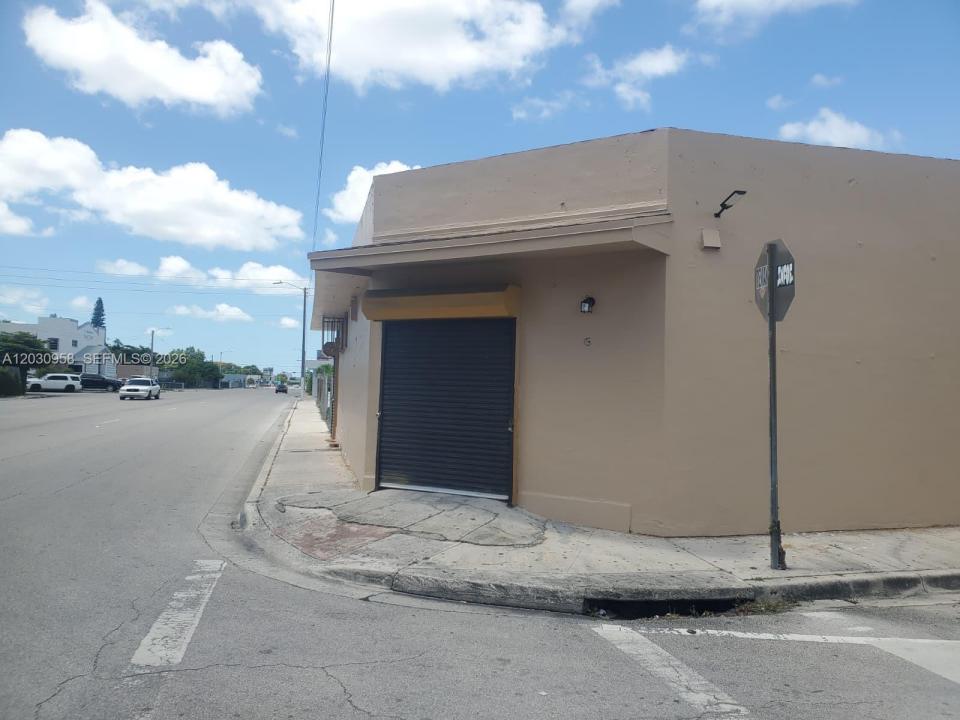 5180 NW 17th Ave, Miami, Florida 33142, Stati Uniti