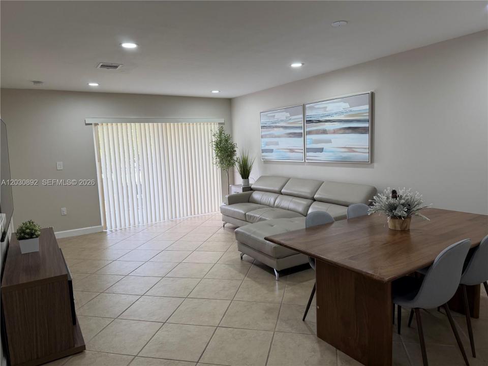 4712 NW 114th Ave 202, Doral, Floride 33178, États-Unis