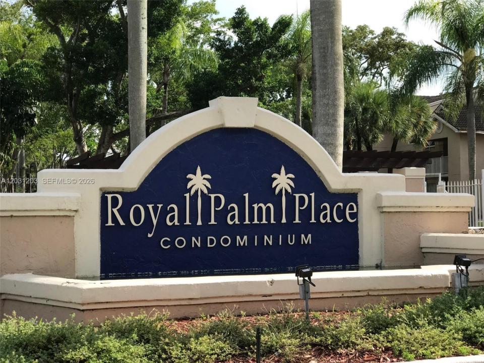 15780 SW 106th Ter 306, Miami, Florida 33196, Stati Uniti