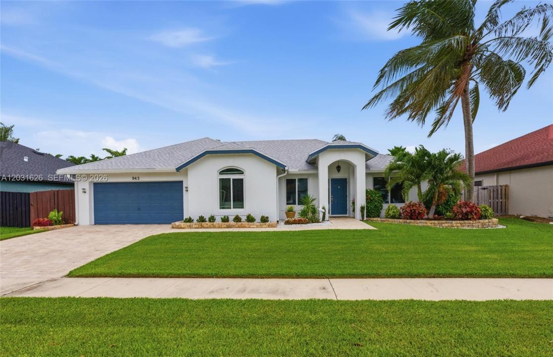 943 SW 149th Way, Sunrise, Floryda 33326, USA