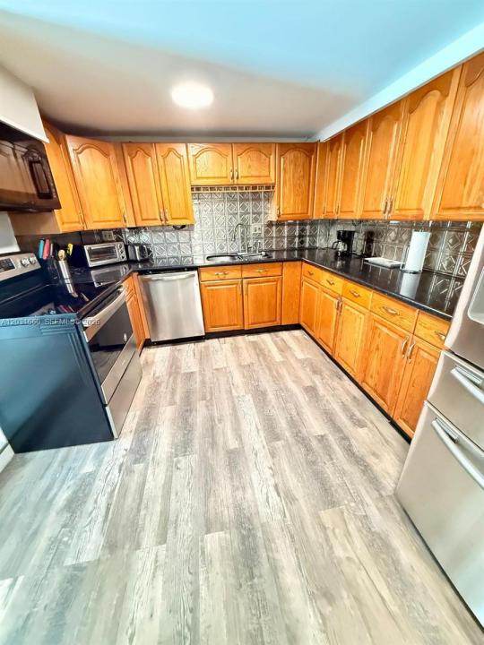 57 NE 24th St 63, Wilton Manors, Floride 33305, États-Unis