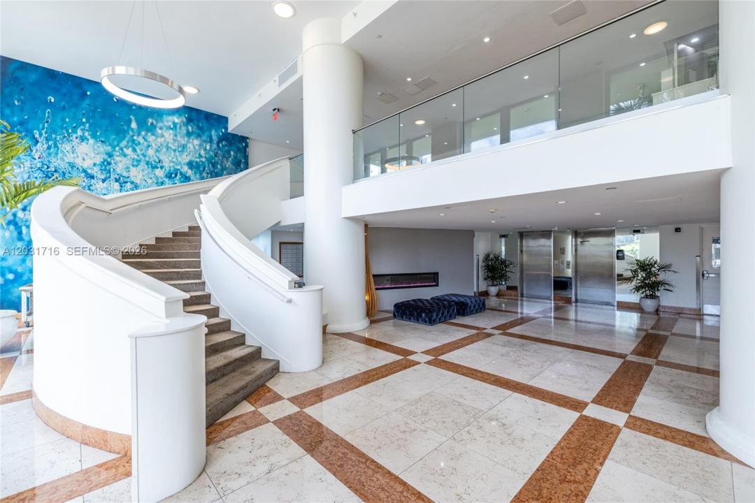 10350 W Bay Harbor Dr 5E, Bay Harbor Islands, Floride 33154, États-Unis