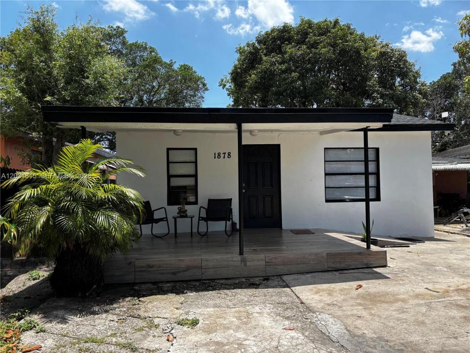 1878 NW 112th Ter 1, Miami, Floride 33167, États-Unis