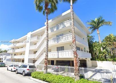900 Euclid AVE 12, Miami Beach, Florida 33139, USA