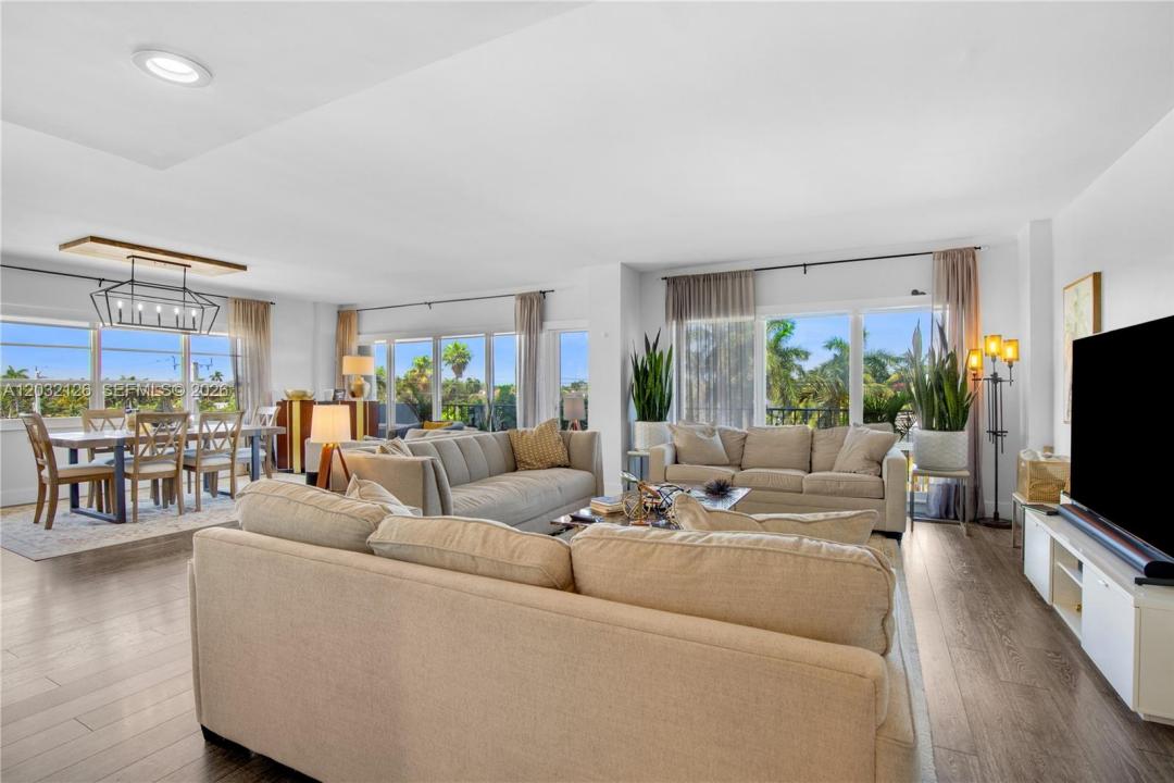 2500 E Las Olas Blvd 408, Fort Lauderdale, Florida 33301, USA