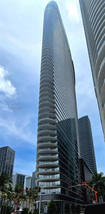 300 Biscayne Blvd Way 2408W, Miami, 플로리다 33131, 미국