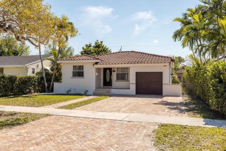 180 Carlisle Dr, Miami Springs, Florida 33166, Estados Unidos