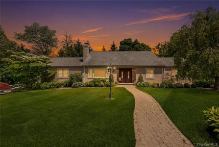 1 Hunting Ridge Road, White Plains, New York 10605, USA