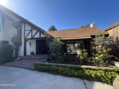 Scarborough Street, Thousand Oaks, Kaliforniya 91361, Amerika Birleşik Devletleri