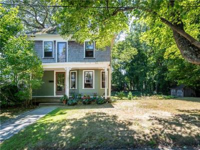 12 Manton Street, Warwick, Rhode Island 02818, USA