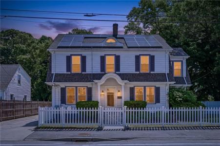 1175 Lonsdale Avenue, Lincoln, Rhode Island 02865, HOA KỲ