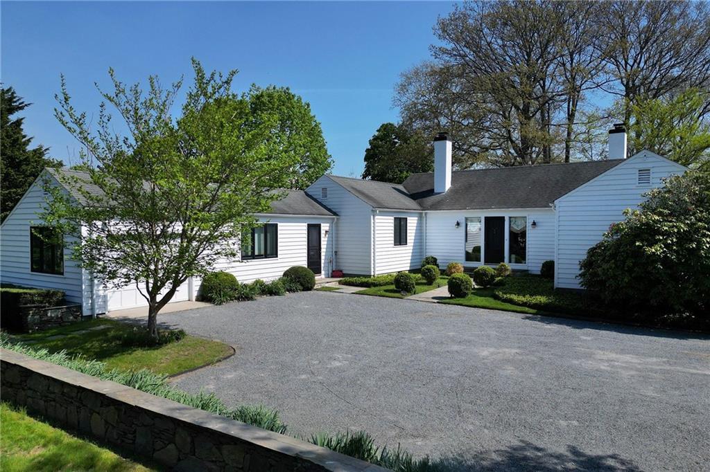 18 Ledge Road, Newport, Rhode Island 02840, USA