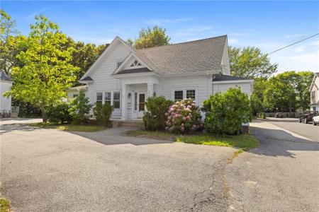2915 Post Road 1, Warwick, Rhode Island 02886