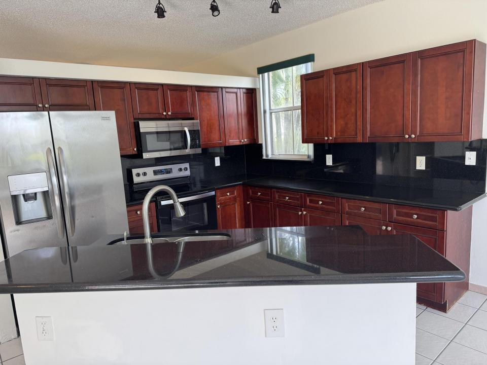 19199 NW 19th Street, Pembroke Pines, Florida 33029