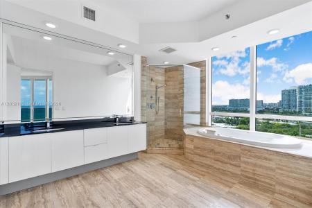 15901 Collins Ave 904, Sunny Isles Beach, Florida 33160, USA