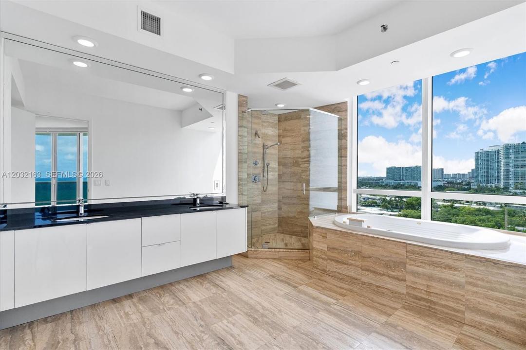 15901 Collins Ave 904, Sunny Isles Beach, Florida 33160, USA