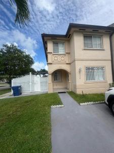 26328 SW 135th Pl, Homestead, Florida 33032, USA
