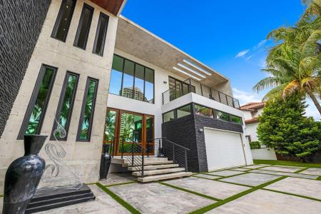 3462 NE 171st Street, North Miami Beach, Florida 33160, Stati Uniti