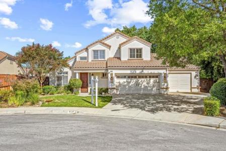 Skip Away Court, Morgan Hill, Калифорния 95037, Соединенные Штаты