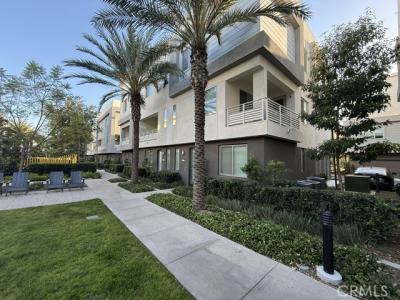 S Westside Drive, Anaheim, California 92805, Estados Unidos