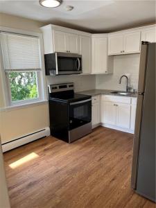 122 englewood Avenue, Pawtucket, Rhode Island 02860, USA