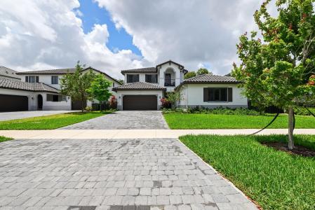 10466 SW 57th Court, Cooper City, Florida 33328, USA