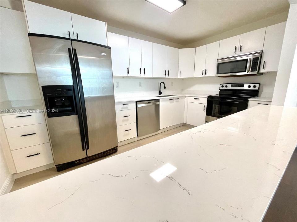 19390 Collins Ave 316, Sunny Isles Beach, Flórida 33160, Estados Unidos