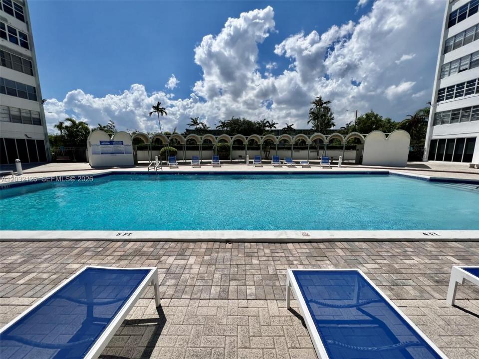 2100 Sans Souci Blvd A1410, North Miami, Floride 33181, États-Unis