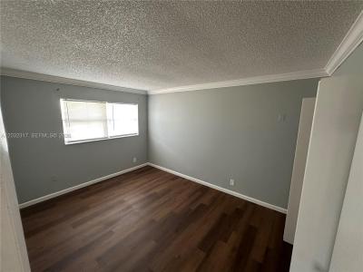 2008 JACKSON ST E-7, Hollywood, Florida 33020, USA
