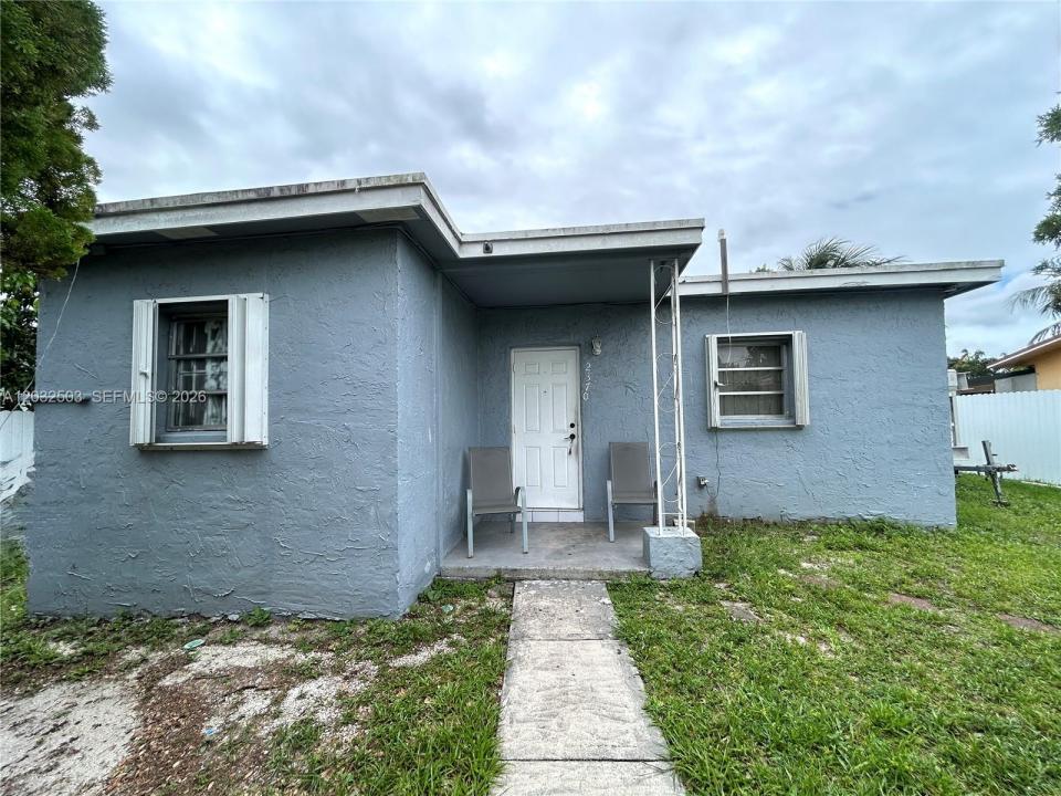 2370 NW 153rd St, Miami Gardens, Florida 33054, Stati Uniti