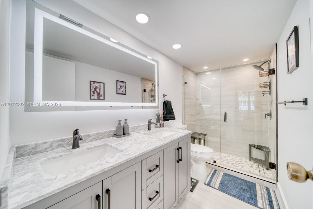 1160 N Federal Hwy 213, Fort Lauderdale, فلوريدا 33304, الولايات المتحدة