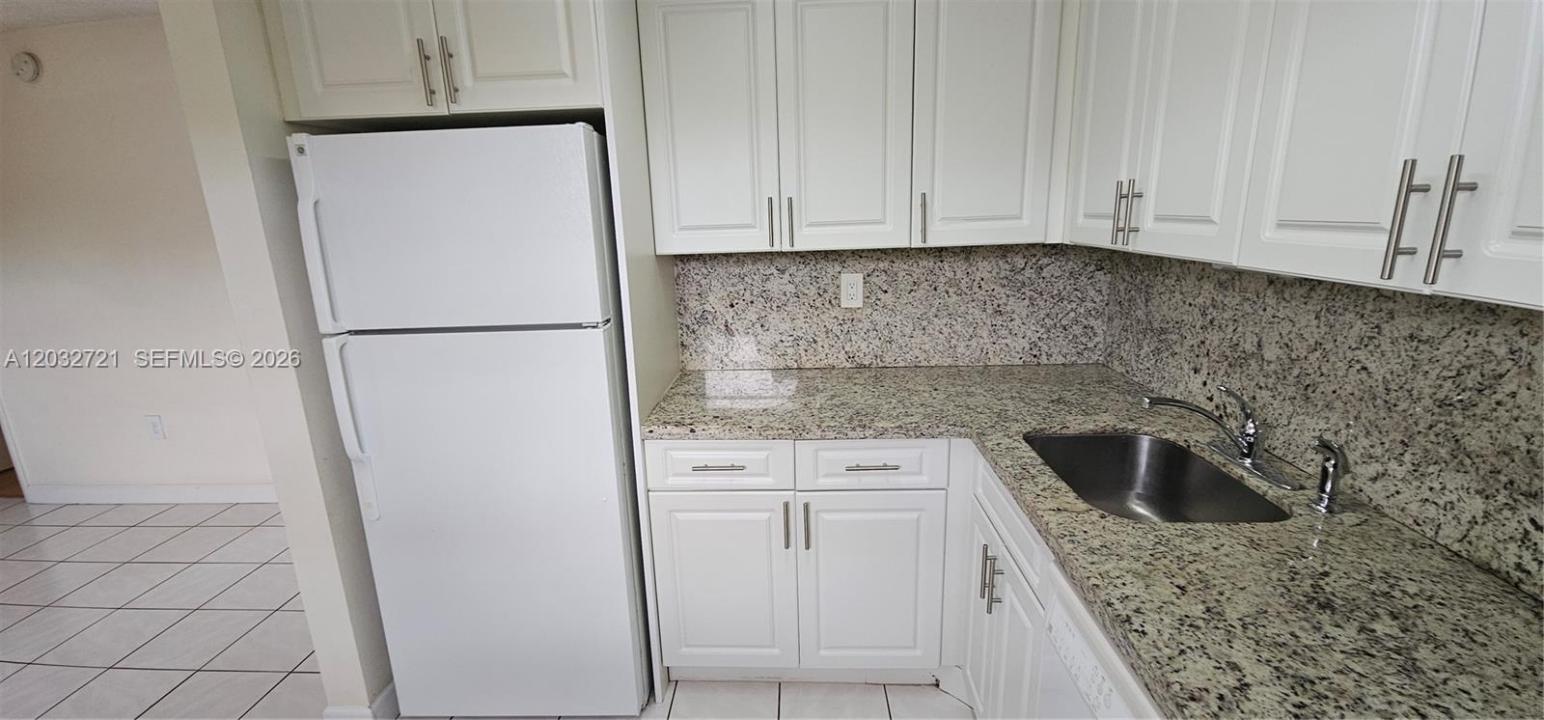 13100 SW 92nd Ave A-PH13, Miami, Florida 33176, Stati Uniti