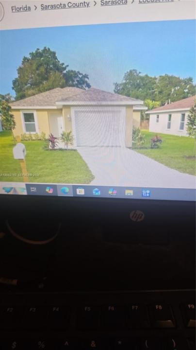 4045 locust 1, Sarasota, Florida 34234