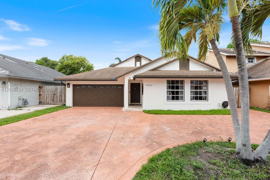 19080 NW 77th Ct, Hialeah, فلوريدا 33015, الولايات المتحدة