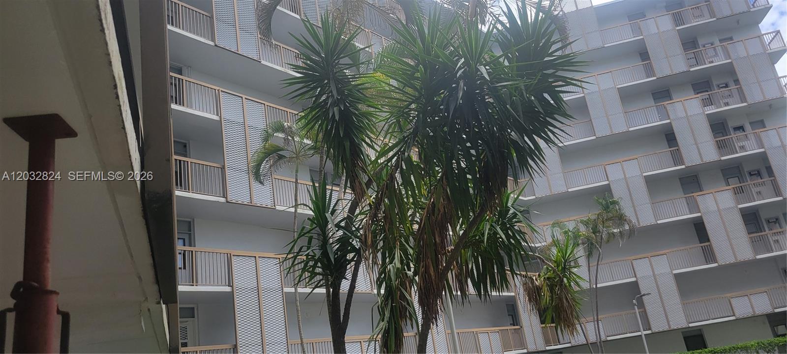 3401 N Country Club Dr 110, Aventura, Florida 33180, Estados Unidos