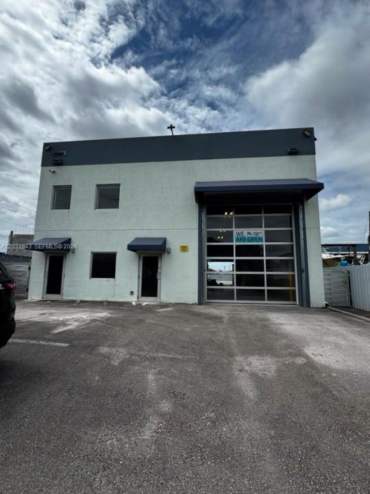 10810 NW 22nd St, Sweetwater, Florida 33172, Estados Unidos
