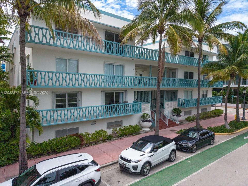 260 Ocean Dr 12A, Miami Beach, Florida 33139, USA