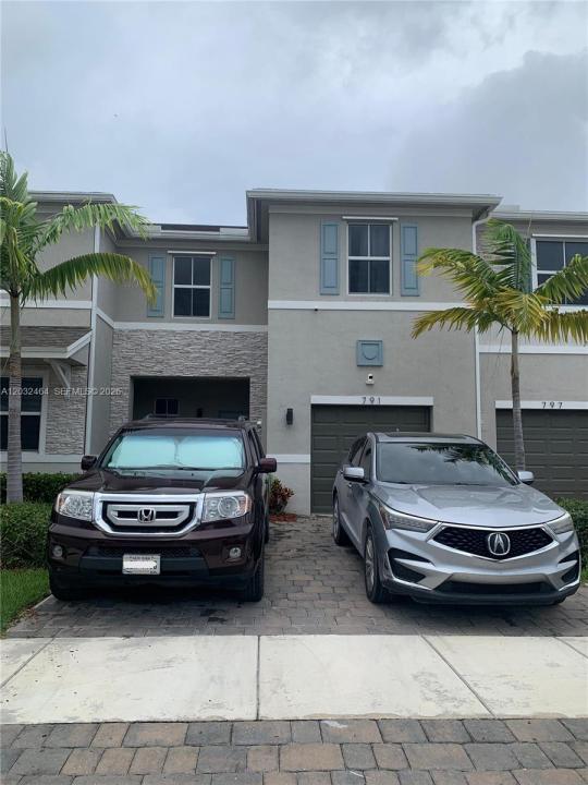 791 SE 18th St 791, Homestead, Floryda 33034, USA