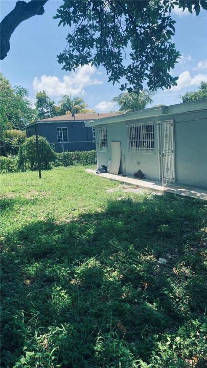 1120 NW 147th St 0, Miami, Florida 33168, Stati Uniti