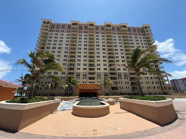 2080 S Ocean Dr 1512, Hallandale Beach, Florida 33009, USA