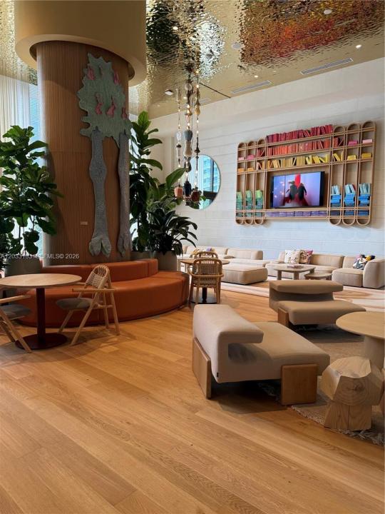 90 NE 32 street 623, Miami, Floride 33127, États-Unis